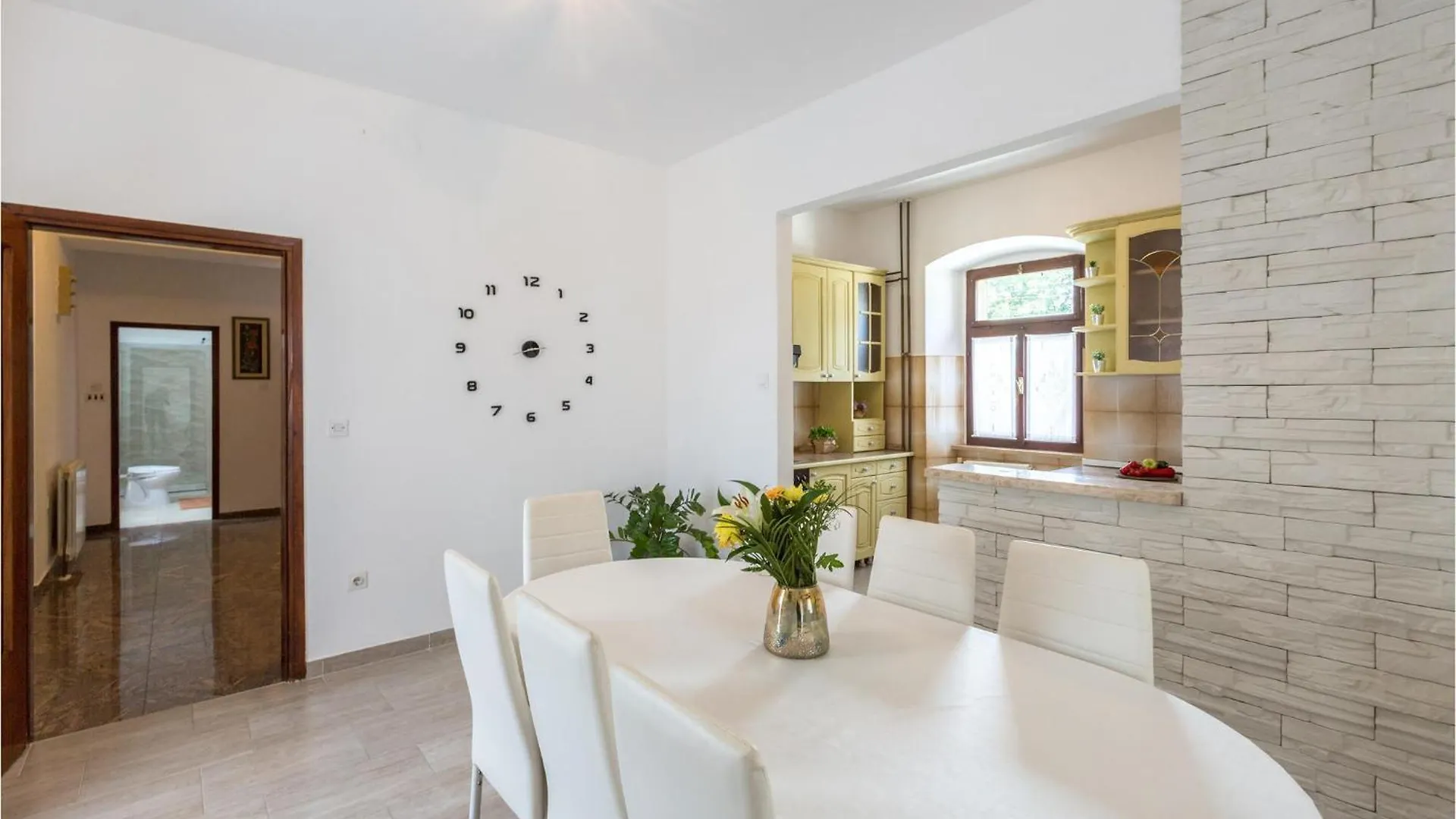 Beautiful Home In Motovun With Sauna