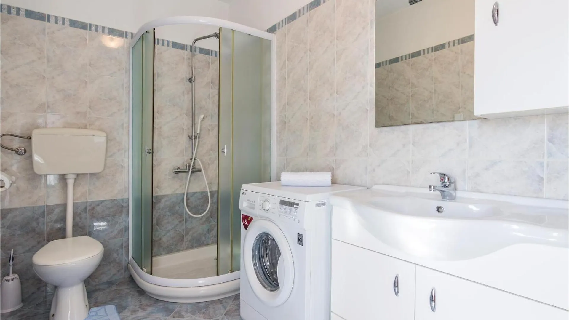 Beautiful Home In Motovun With Sauna Croazia