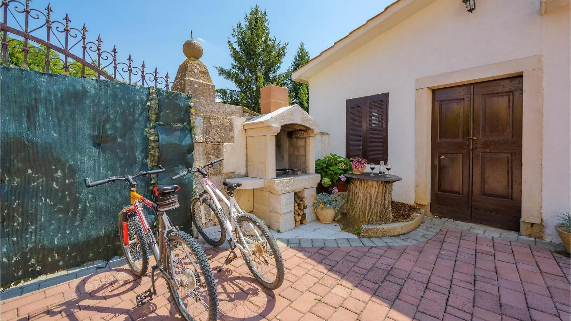 Beautiful Home In Motovun With Sauna 0*,